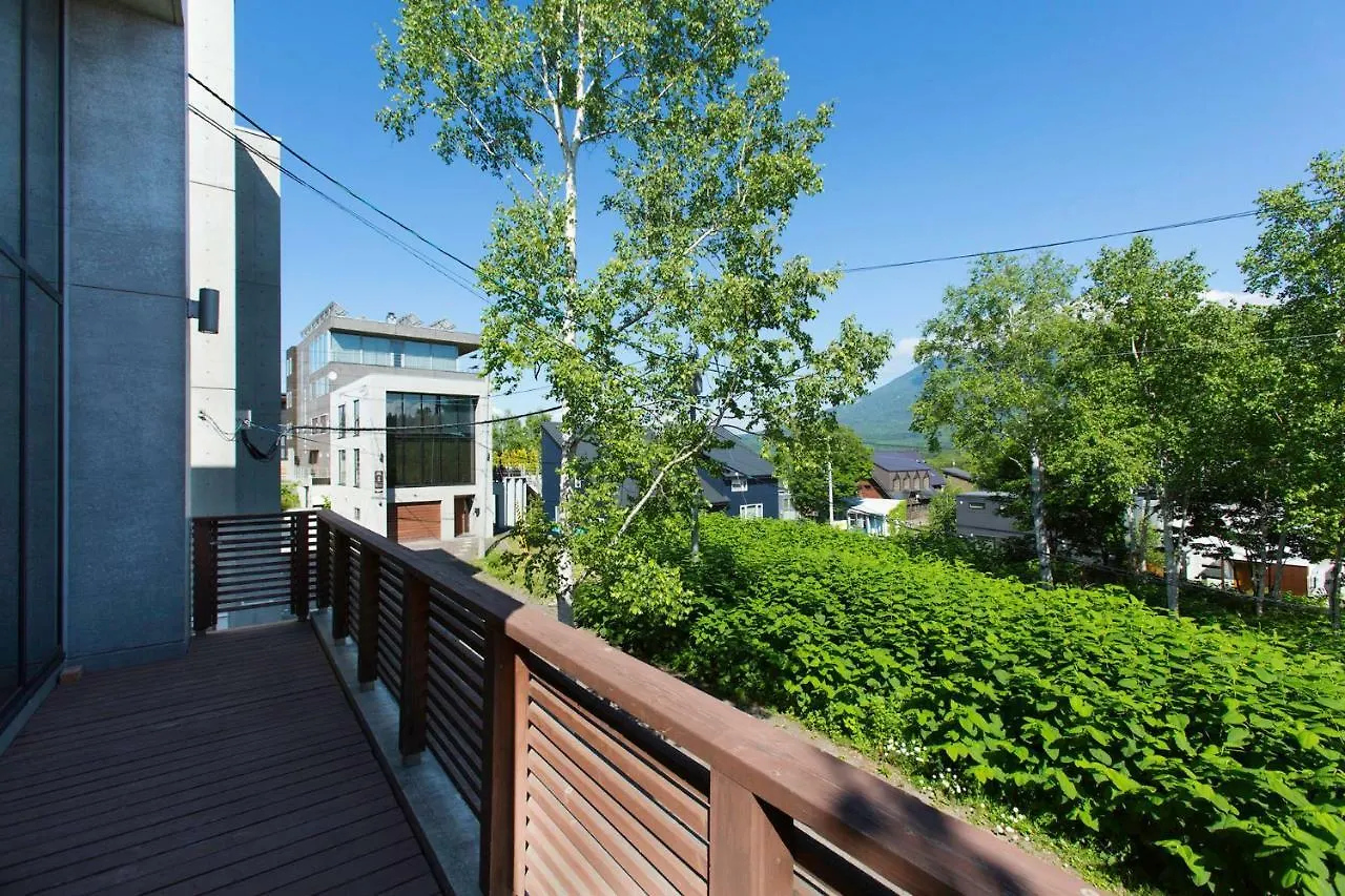 Yuuki Toride Chalet Kutchan